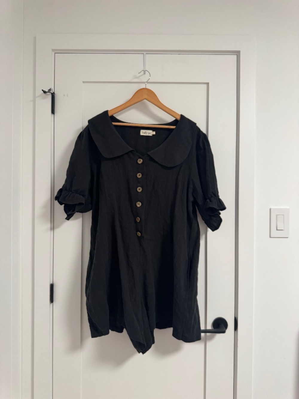Harley Jae black romper 1x